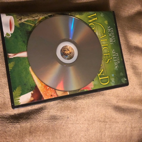 🍎Alice’s Adventures in Wonderland DVD - 553 $8 FIRM - Picture 4 of 4